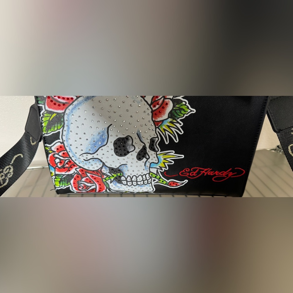 Ed Hardy Black and Red Skull gem Crossbody tote zippered handbag crossbody - Picture 3 of 12